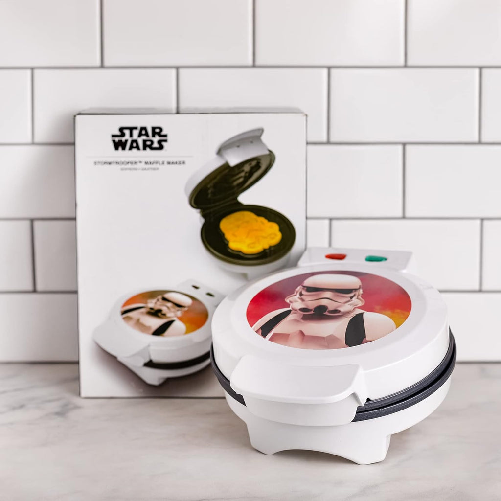 Star Wars Stormtrooper Waffle Maker – Non-Stick Electric Waffle Iron (Disney Licensed)