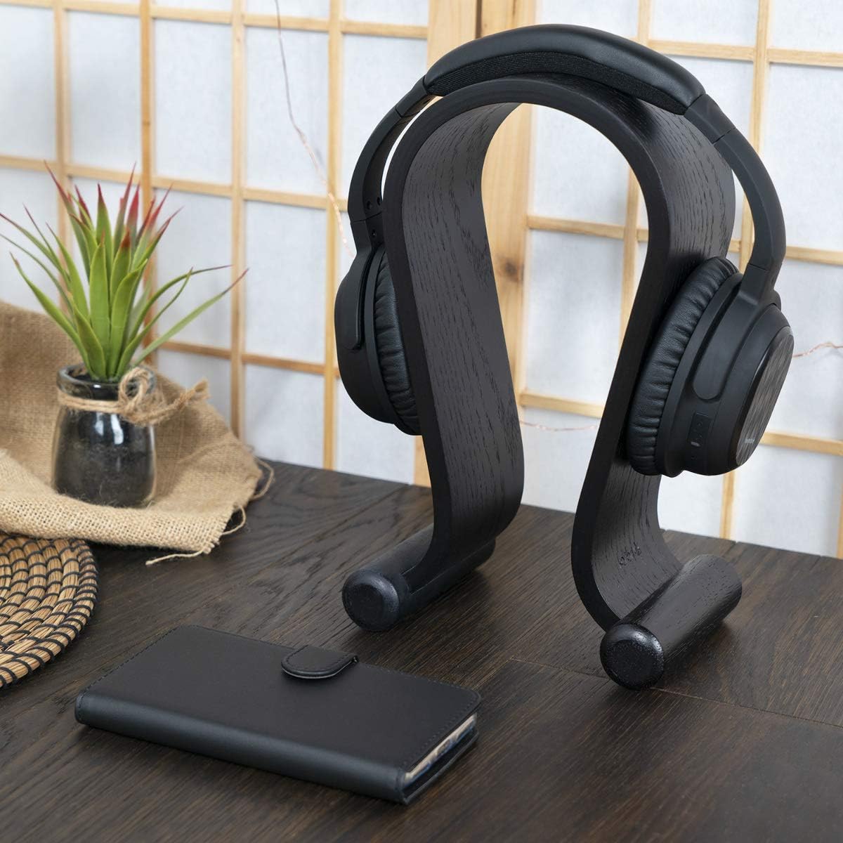 kalibri Wooden Omega Headphone Stand - Universal Black Wood Headset Holder for Gaming, DJ & Studio Headphones