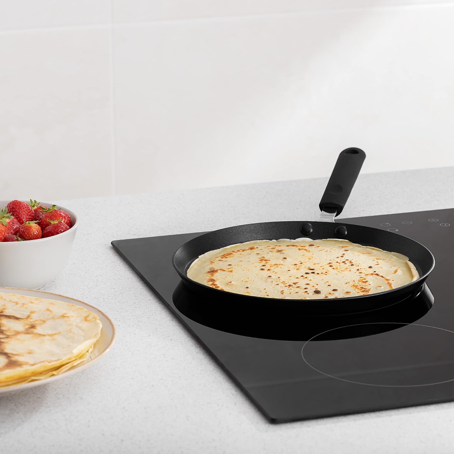 Navaris Mini Pancake Pan – 7-Cavity Nonstick Pancake & Egg Griddle Skillet (10 5/8" Diameter)