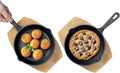 Navaris Mini Cast Iron 4" Skillet with Wooden Base (Set of 2) - Cast Iron Frying Pan Mini Skillet with Protective Wood Base - Heavy Duty Metal Skillet Weighing 426g