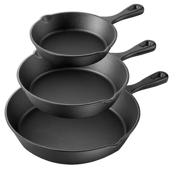 Navaris Cast Iron Skillet Set – 6", 8" & 10" Pre-Seasoned Frying Pans for Oven, Stovetop, Grill & Campfire