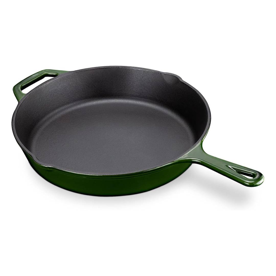 Navaris Enameled Cast Iron Skillet - 12" (30cm) Pre-Seasoned Frying Pan with Helper Handle, Pour Spouts, for Oven, Stovetop, Grill & Campfire, Non-Toxic, Even- Heating, Green
