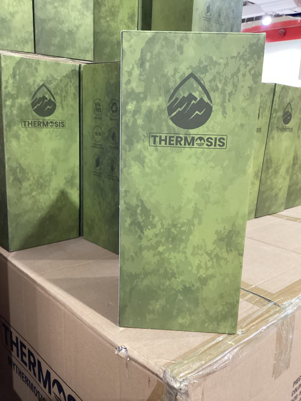 Thermosis Army Green Insulated Water Bottle – 64 S oz Stainless Steel (18/8) | Leakproof, BPA-Free, Double Wall with Sleeve
